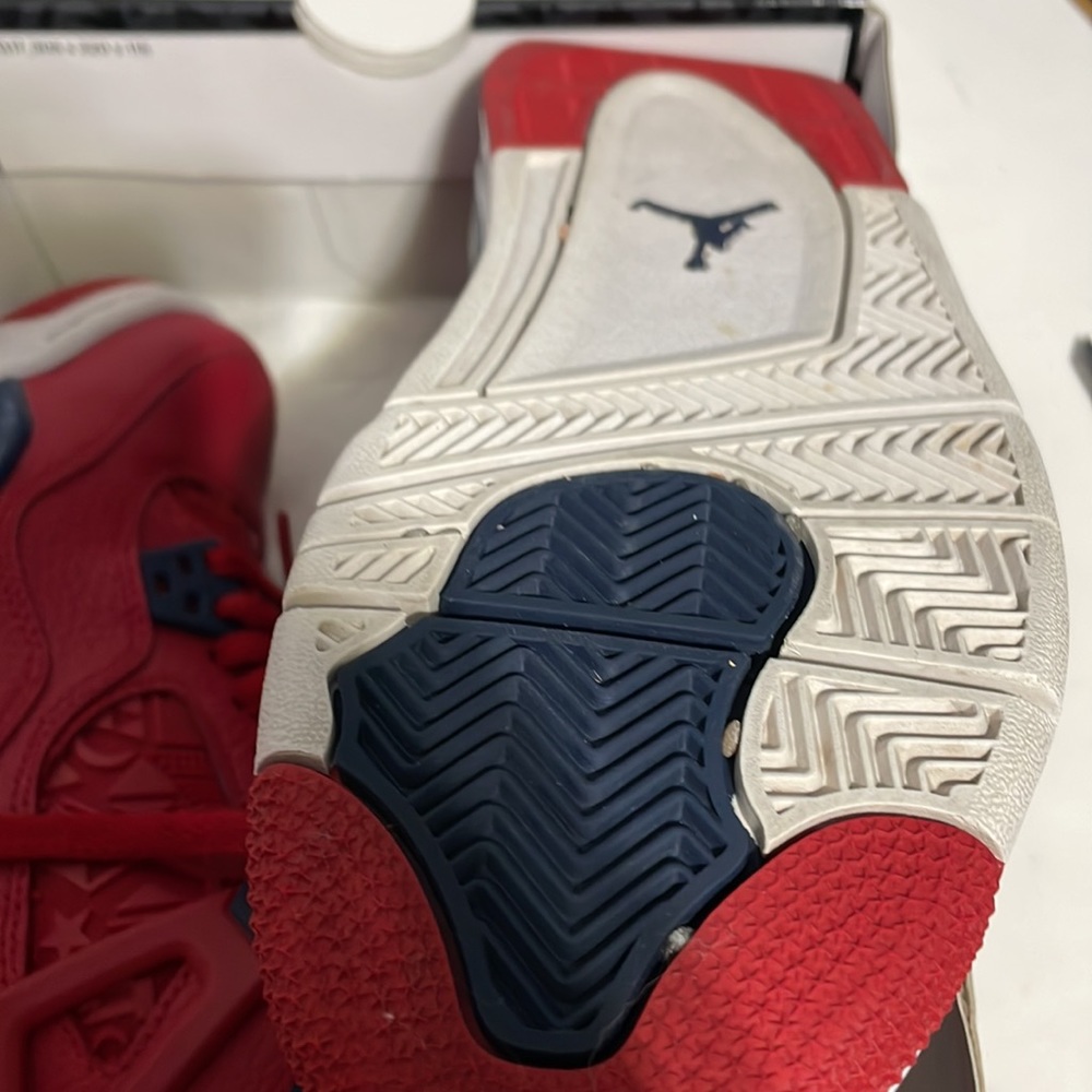 Air Jordan 4 Retro 'FIBA' - Picture 8 of 9